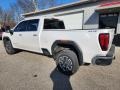 2022 White Frost Tricoat GMC Sierra 2500HD SLT Crew Cab 4WD  photo #2