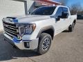 White Frost Tricoat 2022 GMC Sierra 2500HD SLT Crew Cab 4WD Exterior