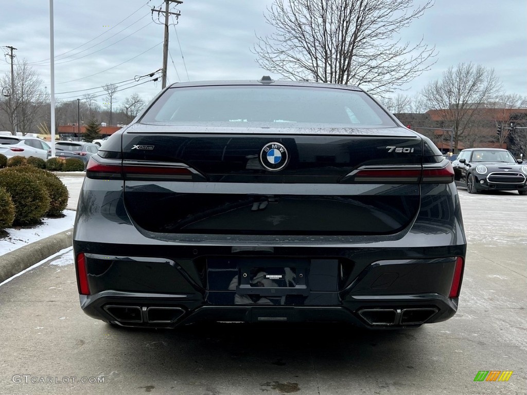 2023 7 Series 760i xDrive Sedan - Black Sapphire Metallic / Black photo #4