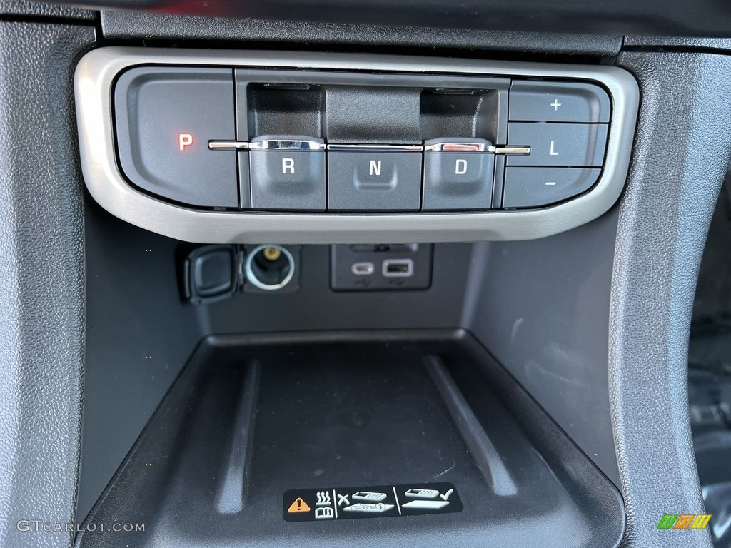 2023 GMC Acadia Denali AWD Controls Photos