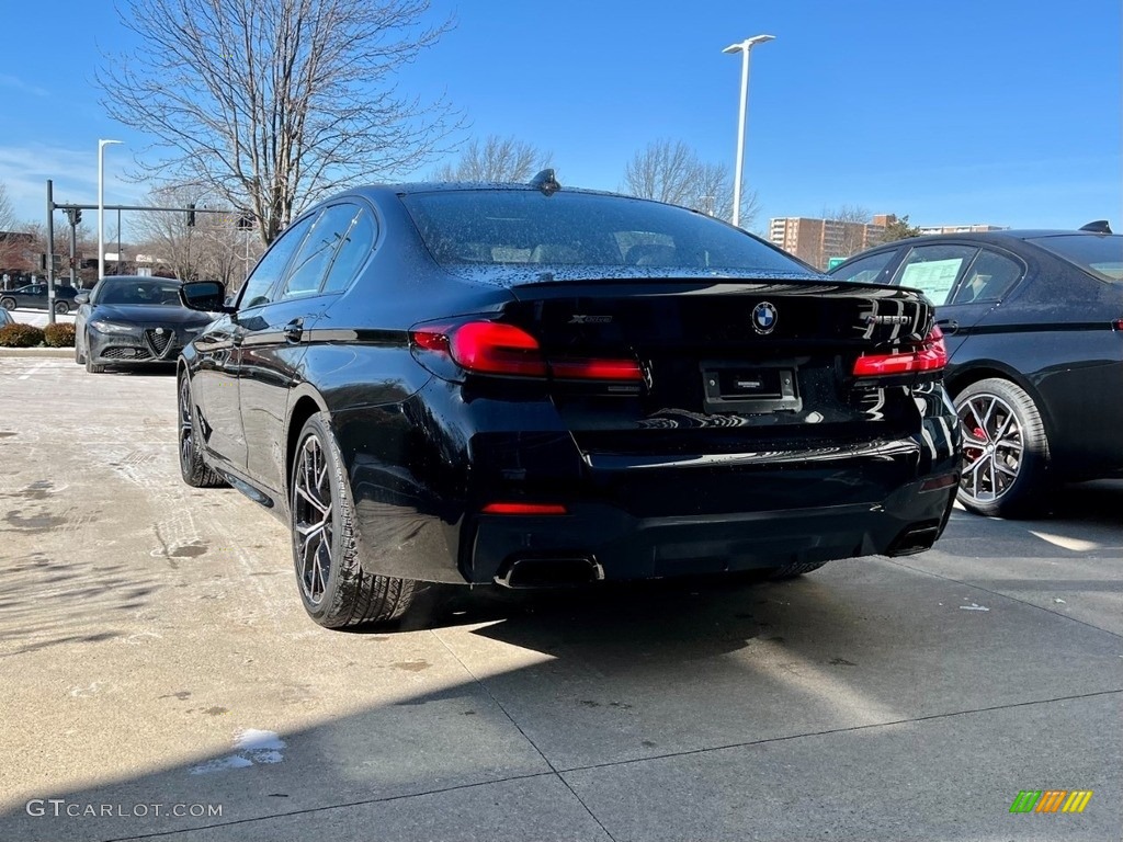 2023 5 Series M550i xDrive Sedan - Black Sapphire Metallic / Black photo #2