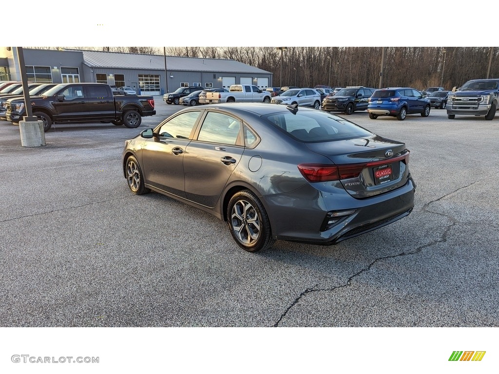 2020 Forte LXS - Gravity Grey / Black photo #3