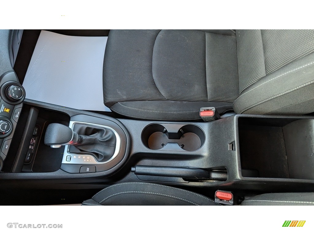 2020 Forte LXS - Gravity Grey / Black photo #12