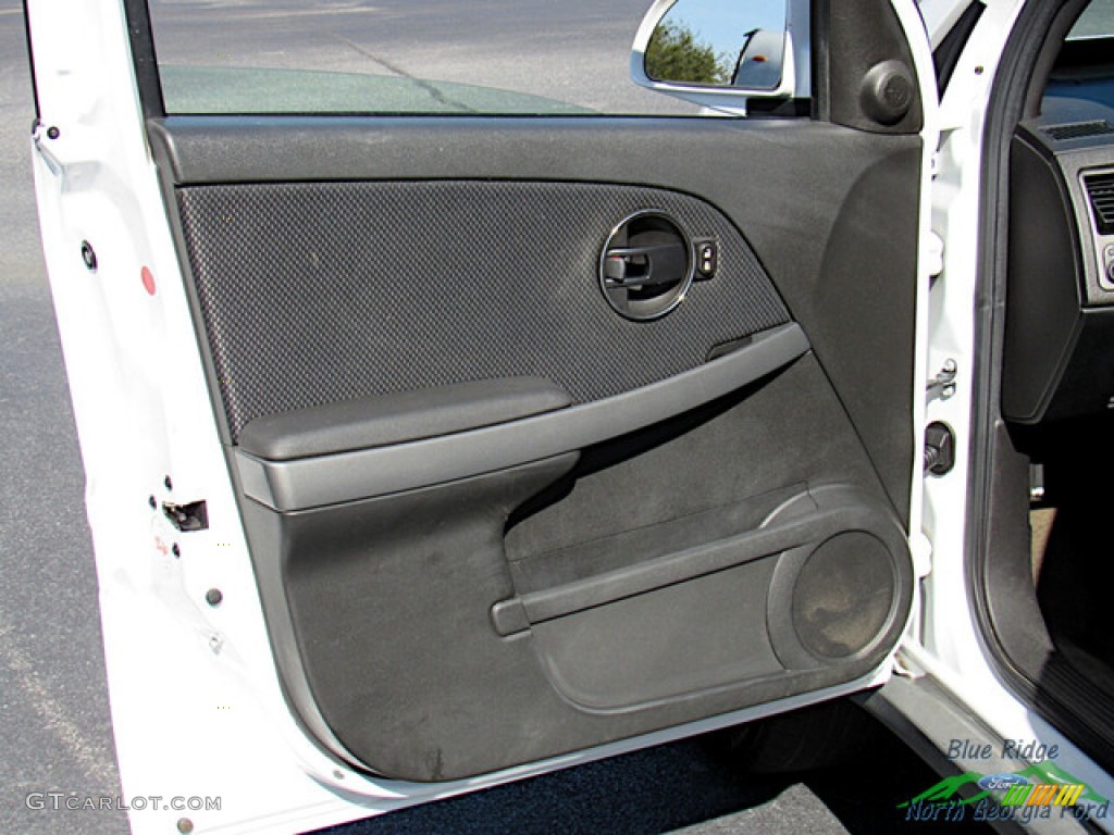 2006 Torrent AWD - Bright White / Ebony Black photo #10
