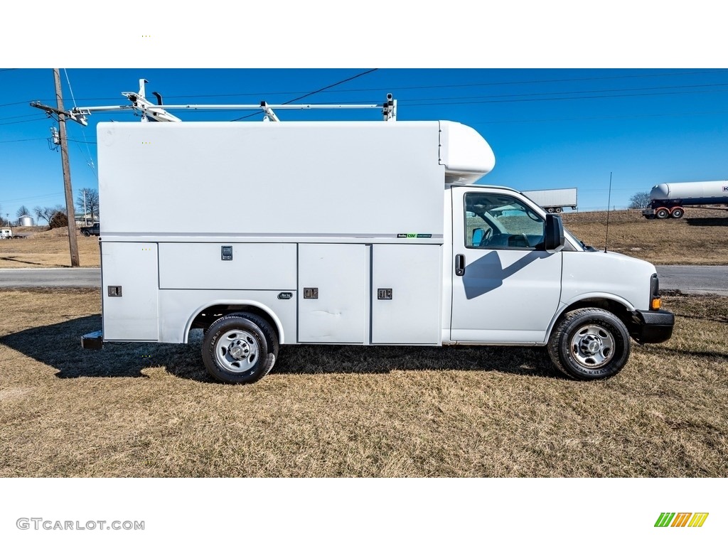 2013 Express Cutaway 3500 Utility Van - Summit White / Medium Pewter photo #3