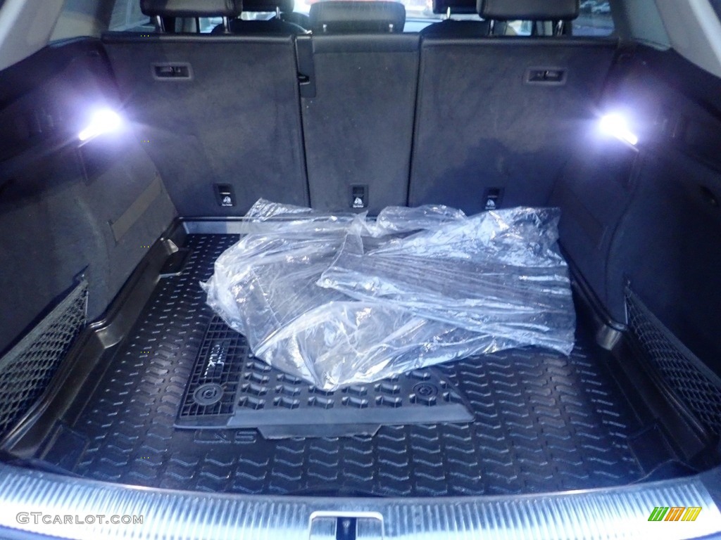 2018 Q5 2.0 TFSI Prestige quattro - Monsoon Gray Metallic / Black photo #4