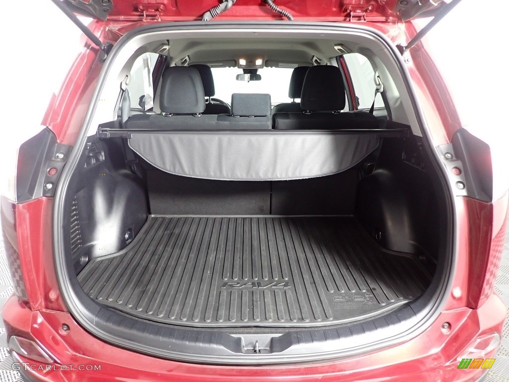 2018 RAV4 LE - Ruby Flare Pearl / Black photo #9