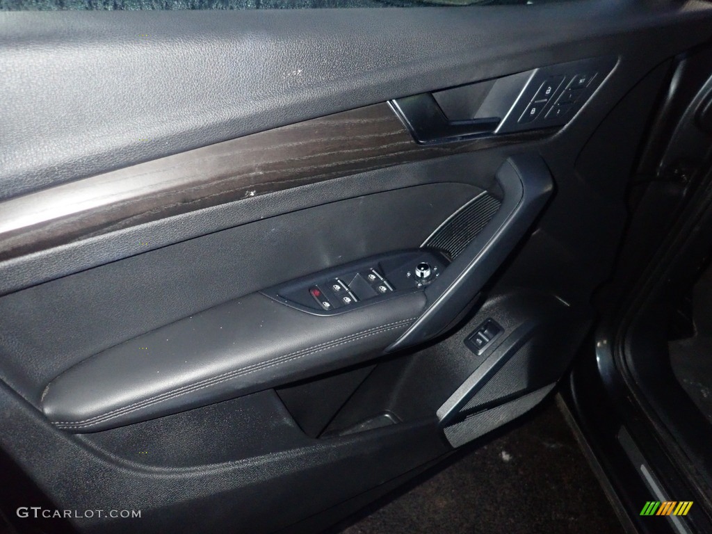 2018 Q5 2.0 TFSI Prestige quattro - Monsoon Gray Metallic / Black photo #21