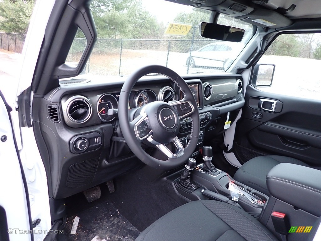 Black Interior 2023 Jeep Wrangler Unlimited Sahara 4x4 Photo #145592388
