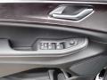 Diamond Black Crystal Pearl - Grand Cherokee Laredo 4x4 Photo No. 14
