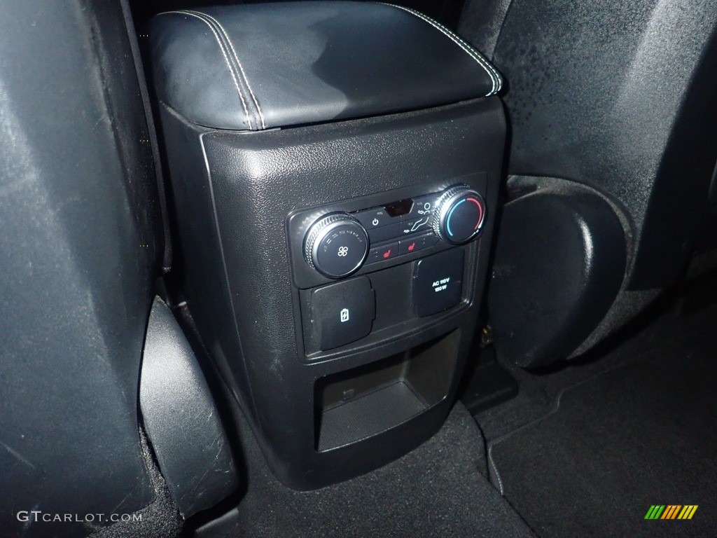 2020 Explorer ST 4WD - Agate Black Metallic / Ebony photo #22