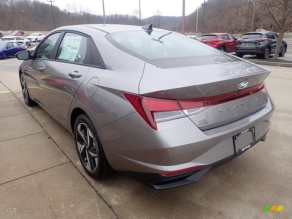 2023 Elantra SEL - Fluid Metal / Black photo #5