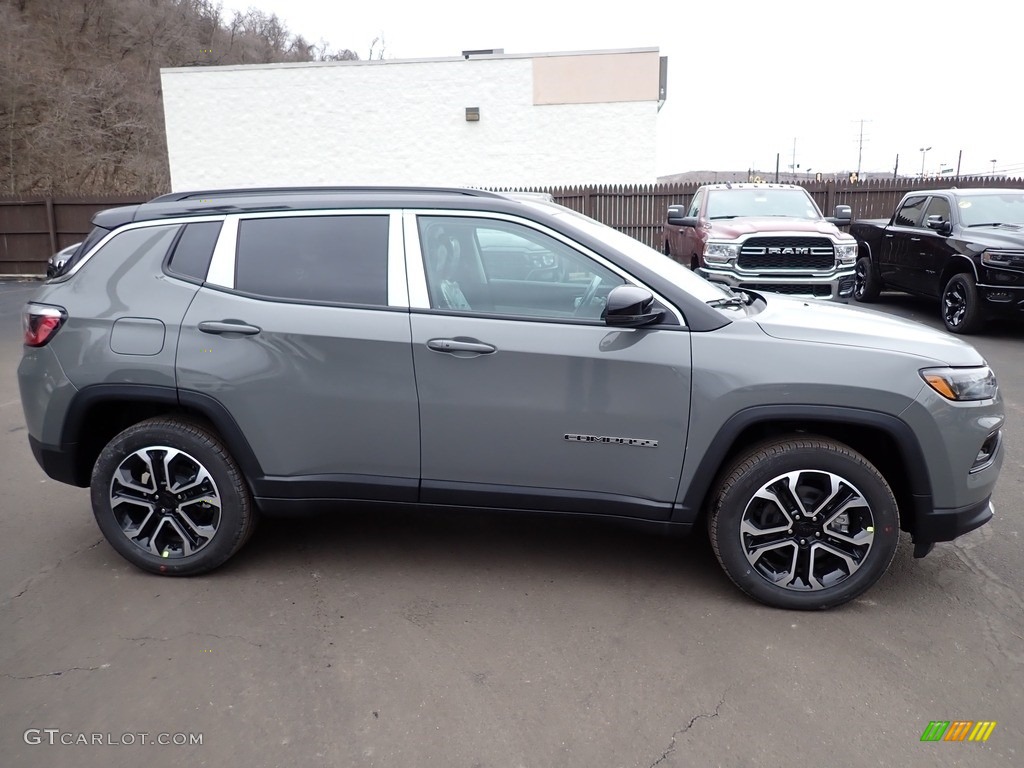2022 Compass Limited 4x4 - Sting Gray / Black photo #7