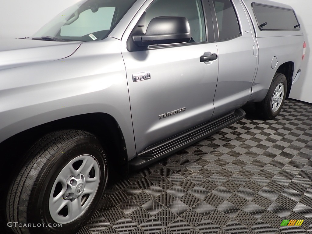 2020 Tundra SR Double Cab 4x4 - Silver Sky Metallic / Graphite photo #10