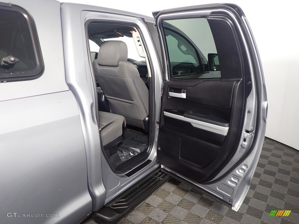 2020 Tundra SR Double Cab 4x4 - Silver Sky Metallic / Graphite photo #35