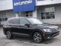 Deep Black Pearl 2018 Volkswagen Tiguan SEL 4MOTION