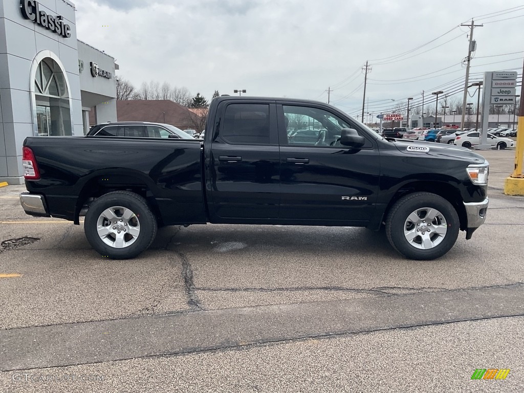 Diamond Black Crystal Pearl 2023 Ram 1500 Big Horn Quad Cab 4x4 Exterior Photo #145597265