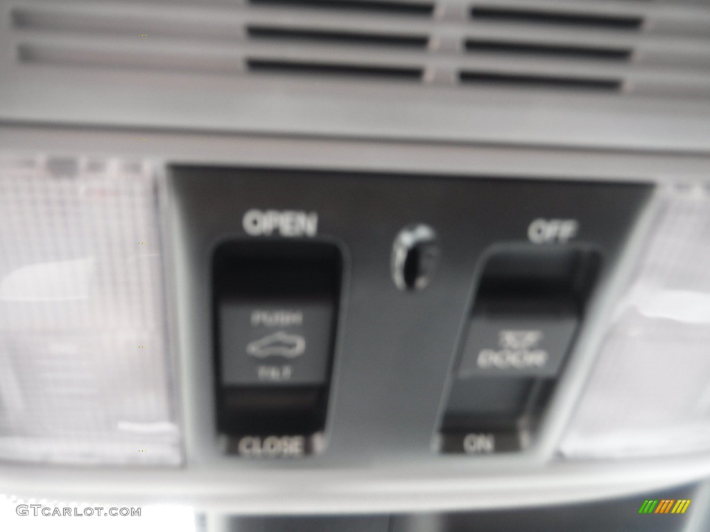 2020 Odyssey EX-L - Pacific Pewter Metallic / Mocha photo #24