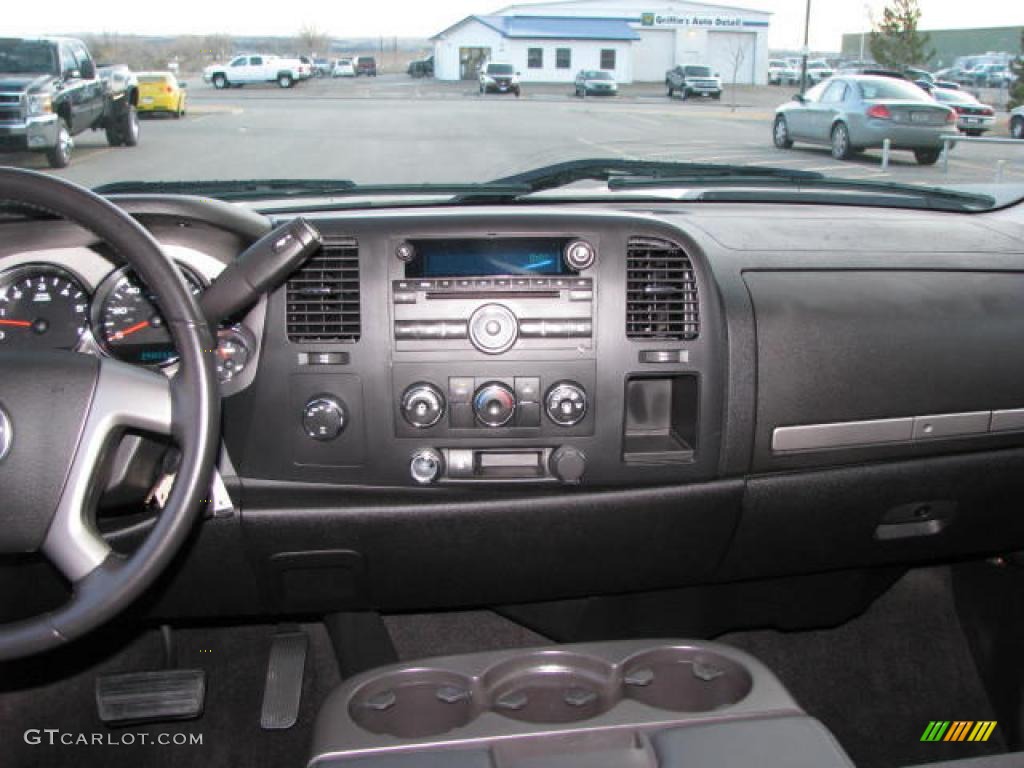 2008 Silverado 1500 LT Crew Cab 4x4 - Silver Birch Metallic / Dark Titanium photo #9