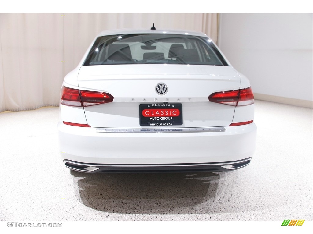 2021 Passat SE - Pure White / Titan Black photo #19