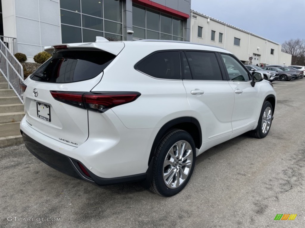 2023 Highlander Limited AWD - Wind Chill Pearl / Black photo #9