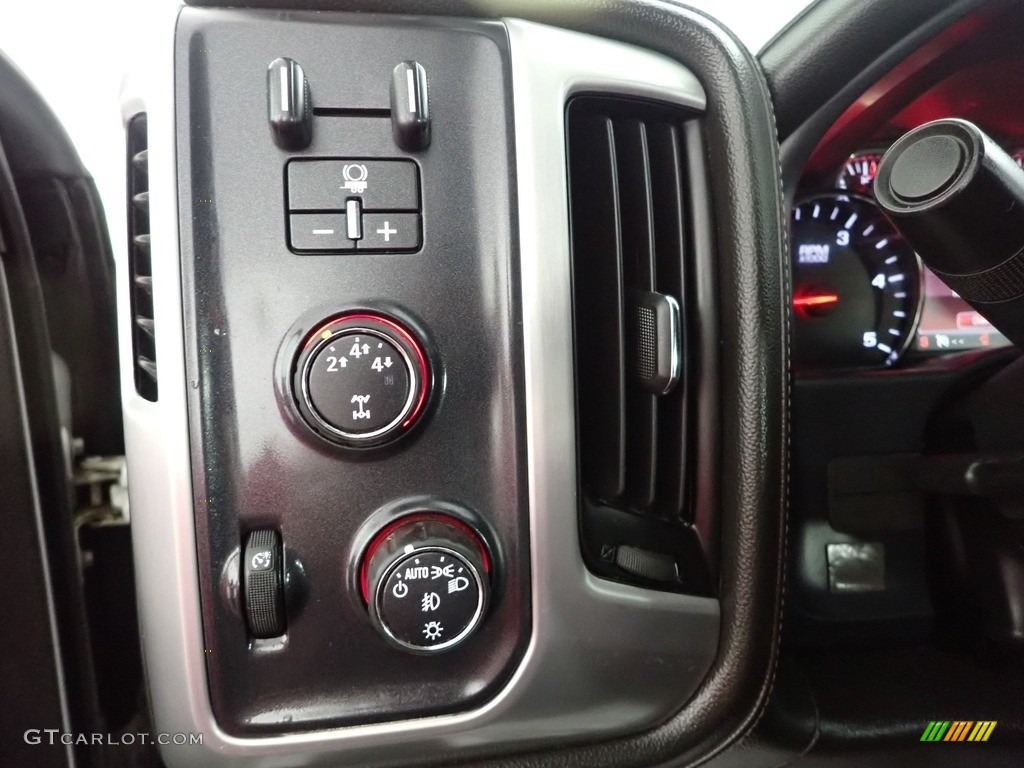 2016 GMC Sierra 2500HD SLE Crew Cab 4x4 Controls Photo #145599416