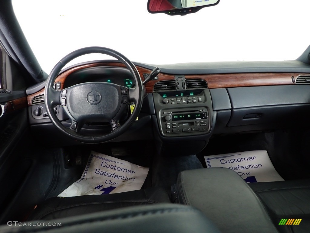 2003 DeVille Sedan - White Diamond / Midnight Blue photo #22