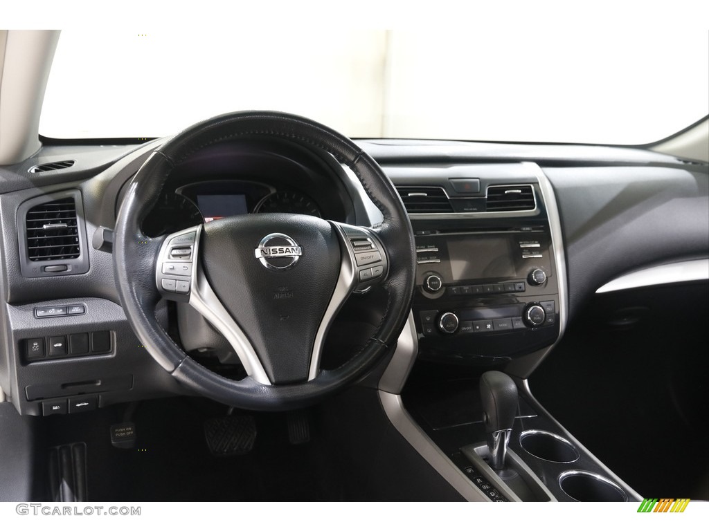 2013 Altima 2.5 SV - Pearl White / Charcoal photo #6