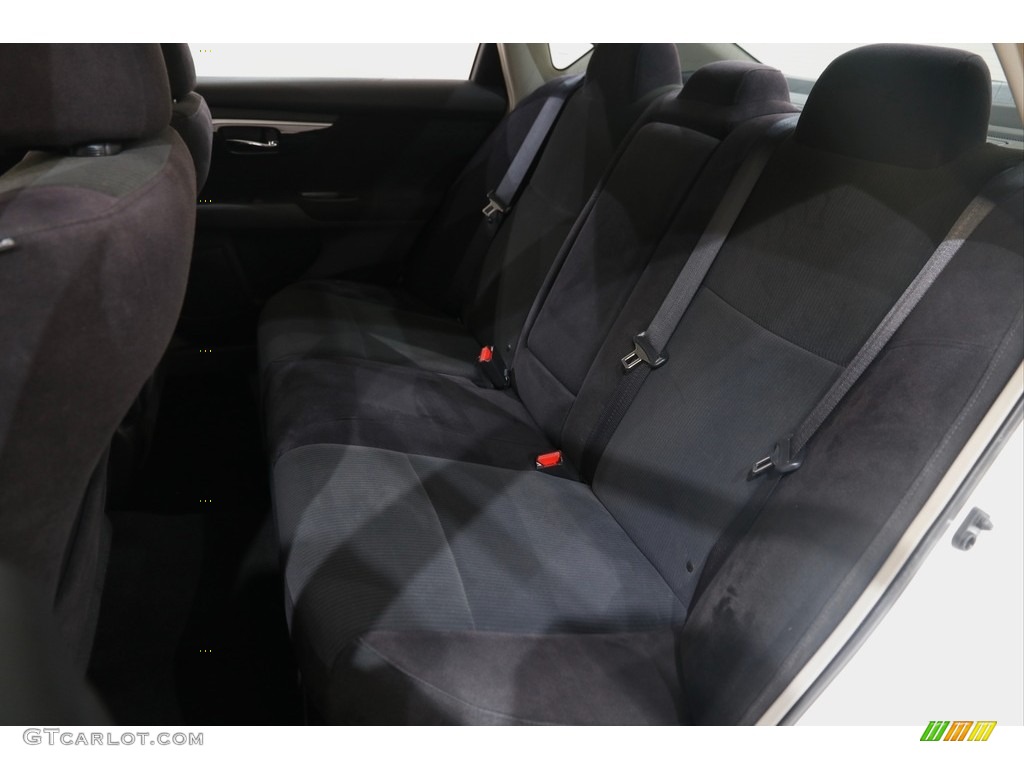 2013 Altima 2.5 SV - Pearl White / Charcoal photo #16