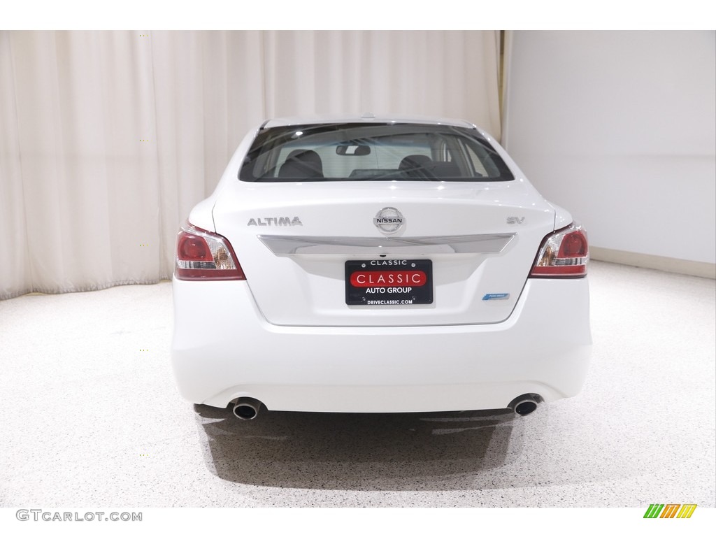 2013 Altima 2.5 SV - Pearl White / Charcoal photo #17