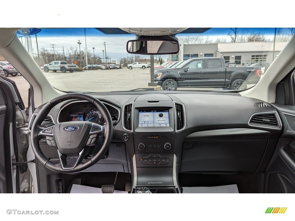 2019 Edge SEL AWD - Ingot Silver / Ebony photo #13