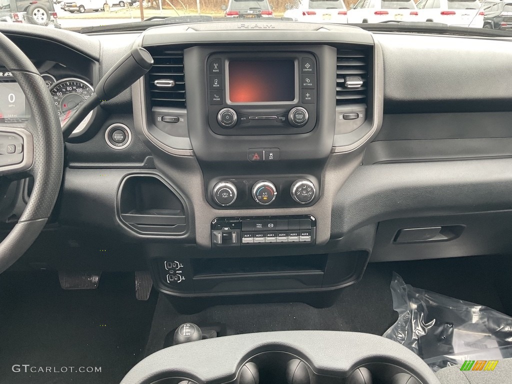 2023 Ram 3500 Tradesman Crew Cab 4x4 Controls Photo #145602419