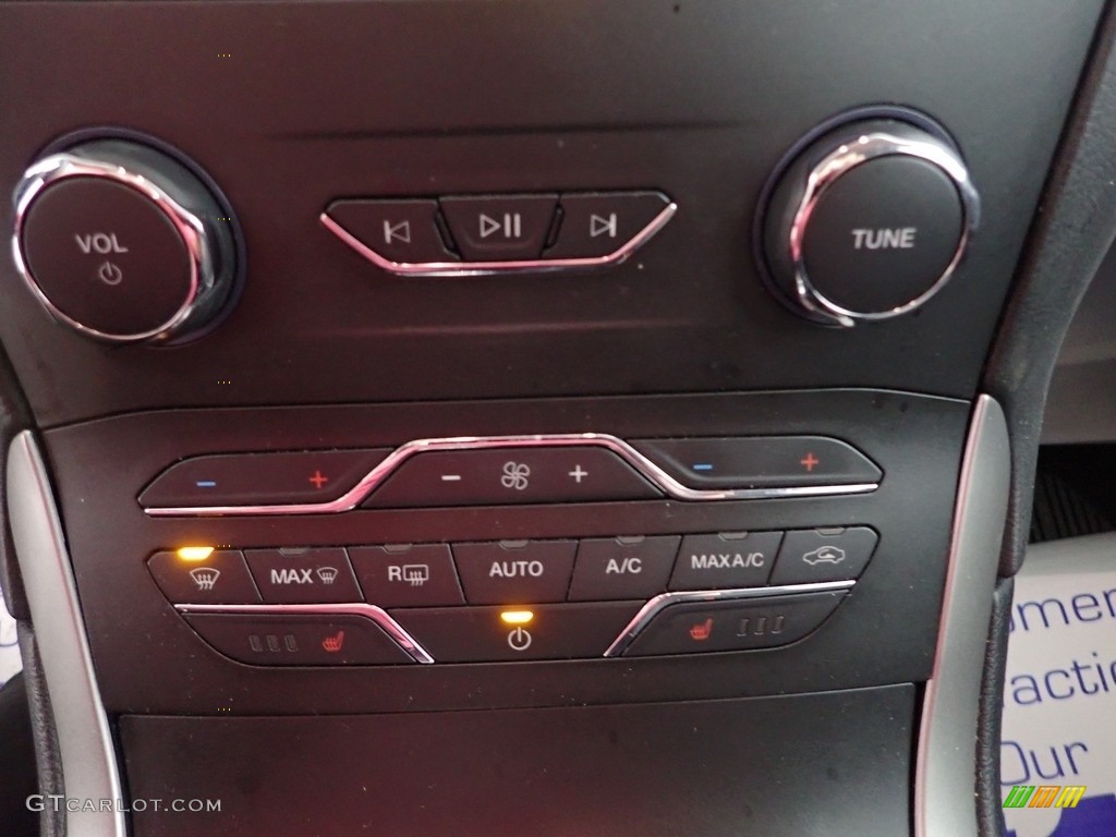 2019 Edge SEL AWD - Agate Black / Ebony photo #20