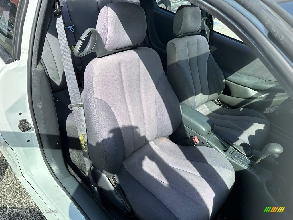 2004 Sunfire Coupe - Summit White / Graphite photo #21