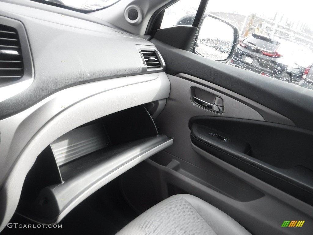 2019 Ridgeline RTL AWD - Obsidian Blue Pearl / Gray photo #29
