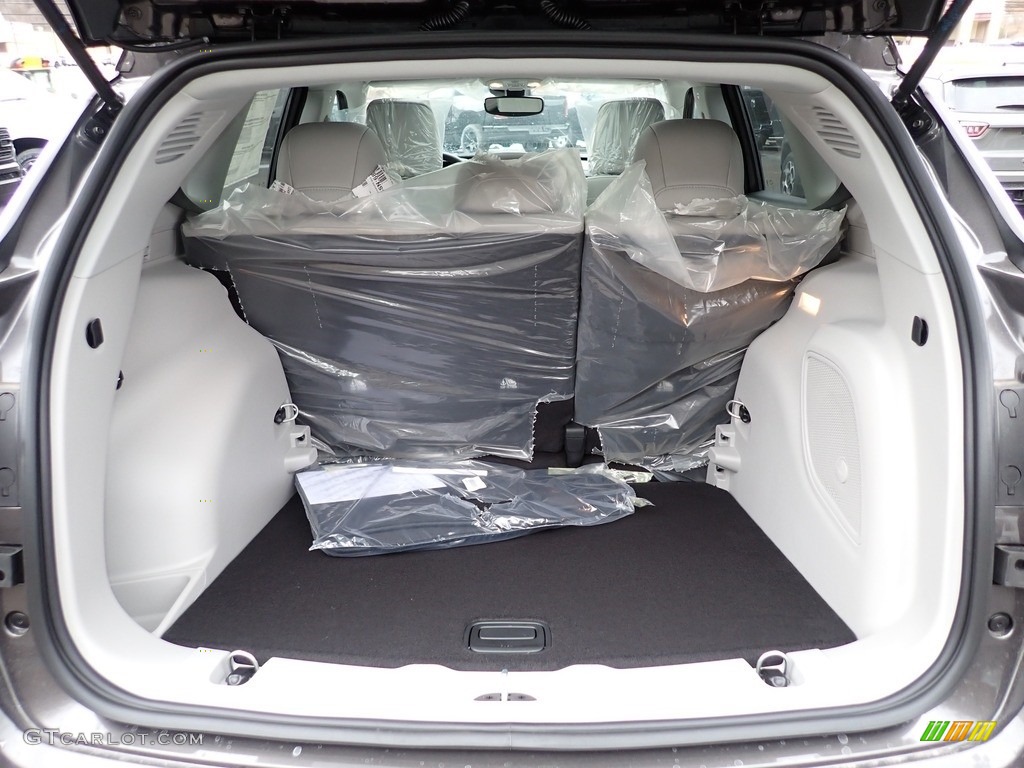 2022 Jeep Compass Limited 4x4 Trunk Photos