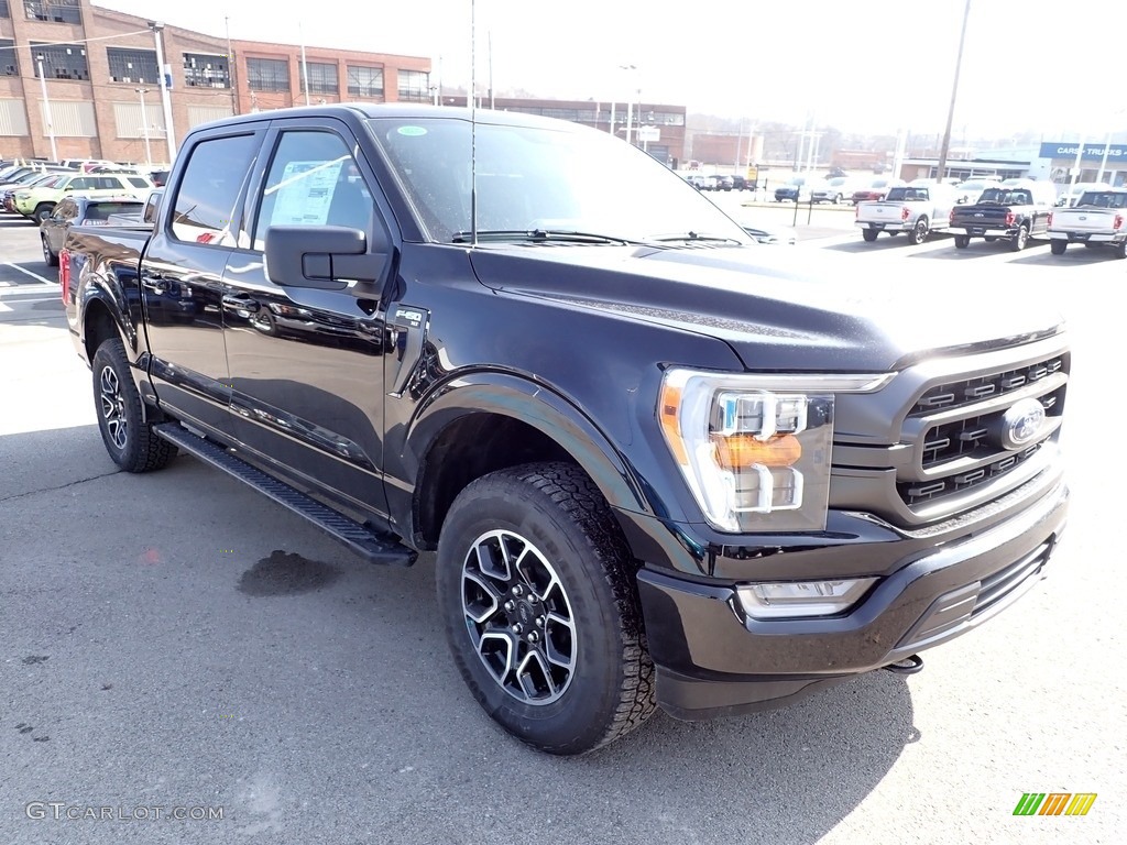 Agate Black Metallic 2023 Ford F150 XLT SuperCrew 4x4 Exterior Photo #145604601