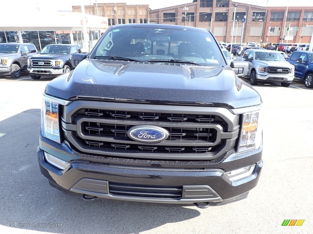 2023 F150 XLT SuperCrew 4x4 - Agate Black Metallic / Black photo #3