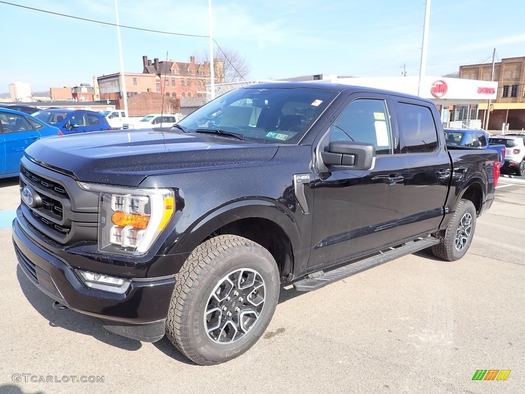 Agate Black Metallic 2023 Ford F150 XLT SuperCrew 4x4 Exterior Photo #145604667