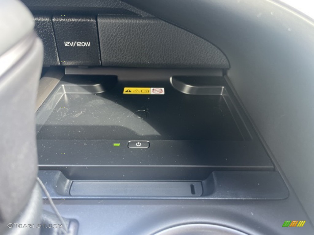 2023 Camry SE - Ice Cap / Black photo #13