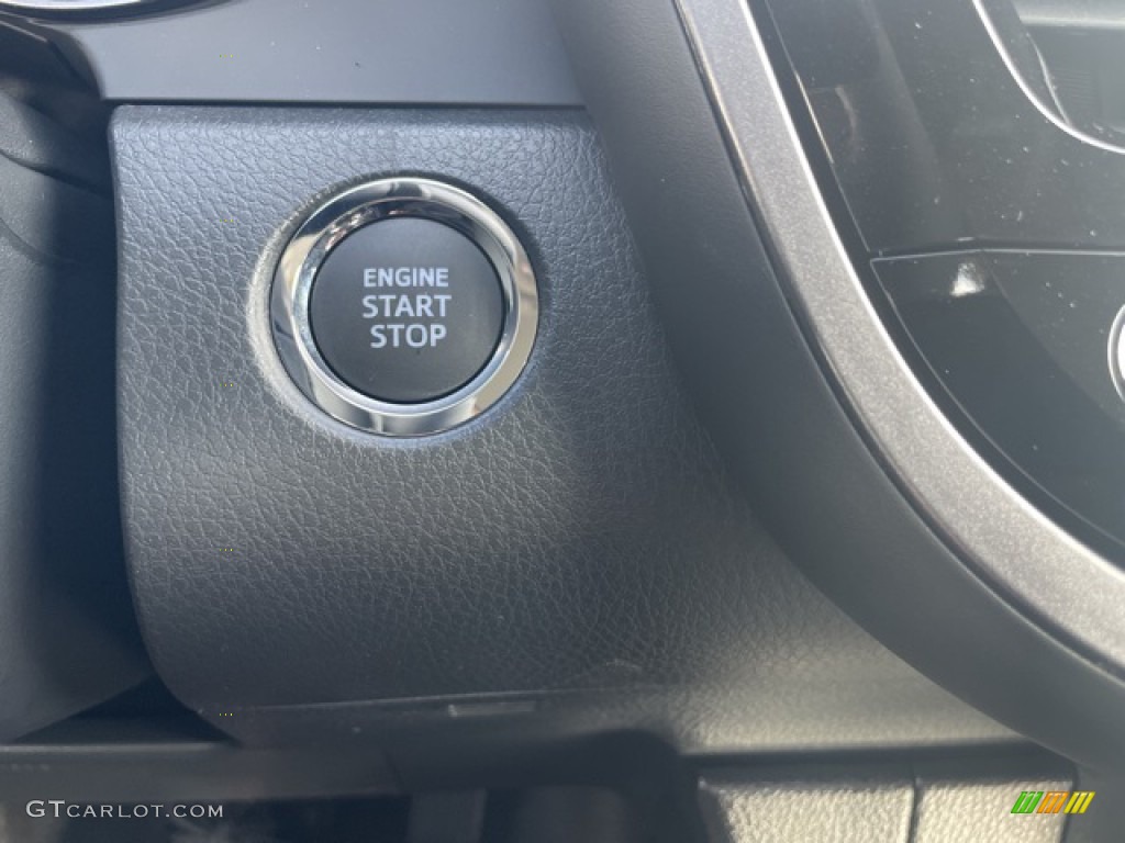 2023 Camry SE - Ice Cap / Black photo #19
