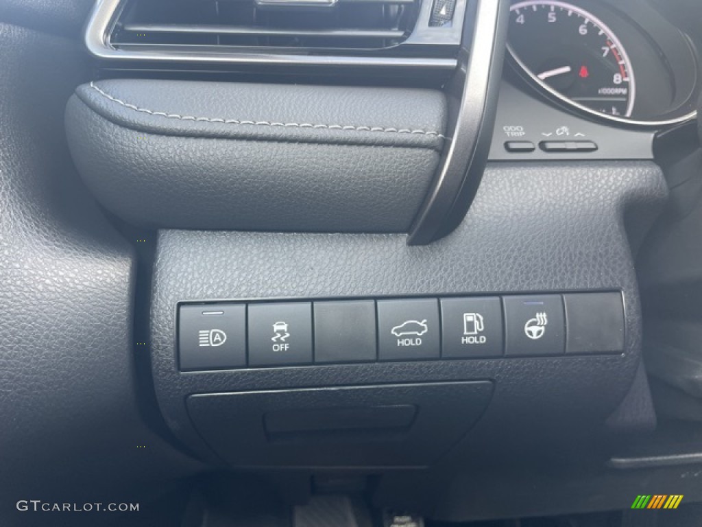 2023 Toyota Camry SE Controls Photo #145605882