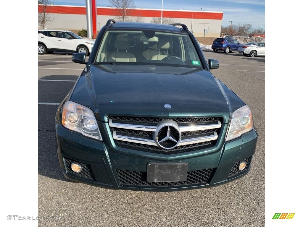2010 GLK 350 4Matic - Jade Green Metallic / Almond/Black photo #7