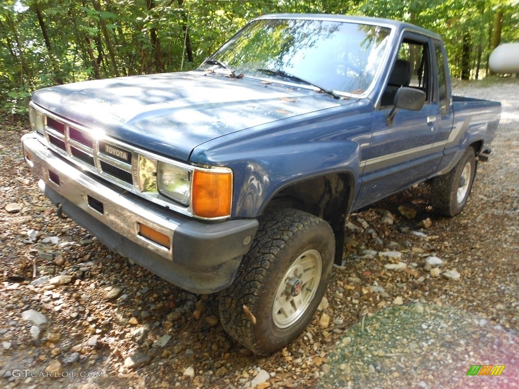 Medium Blue 1986 Toyota Pickup SR5 Extended Cab 4x4 Exterior Photo #145607706