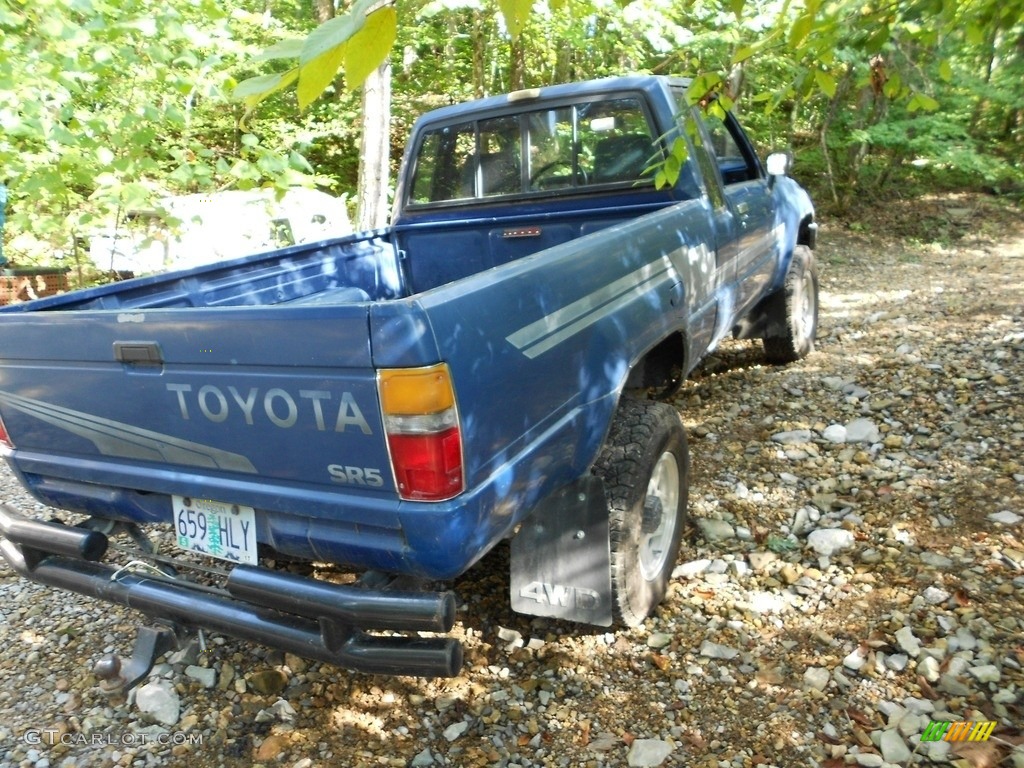 Medium Blue 1986 Toyota Pickup SR5 Extended Cab 4x4 Exterior Photo #145607802