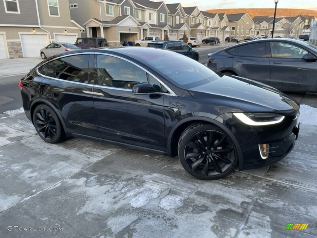 2016 Model X 75D - Solid Black / Black photo #2
