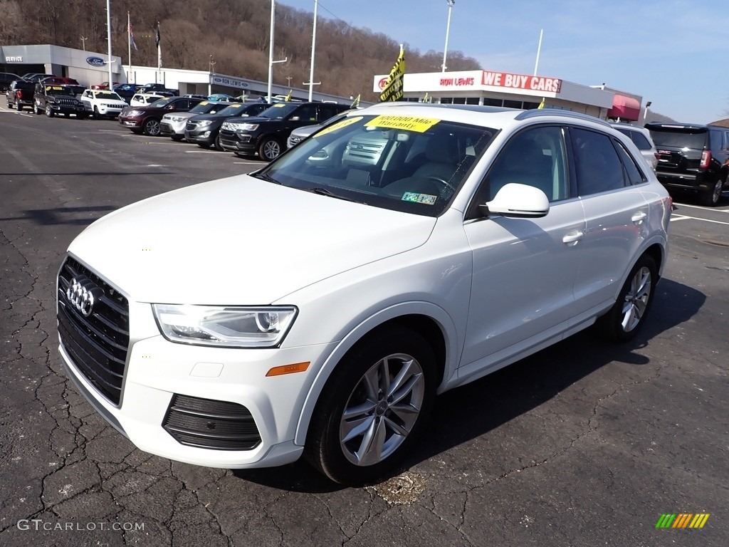 2016 Q3 2.0 TSFI Premium Plus quattro - Cortina White / Rock Gray photo #4