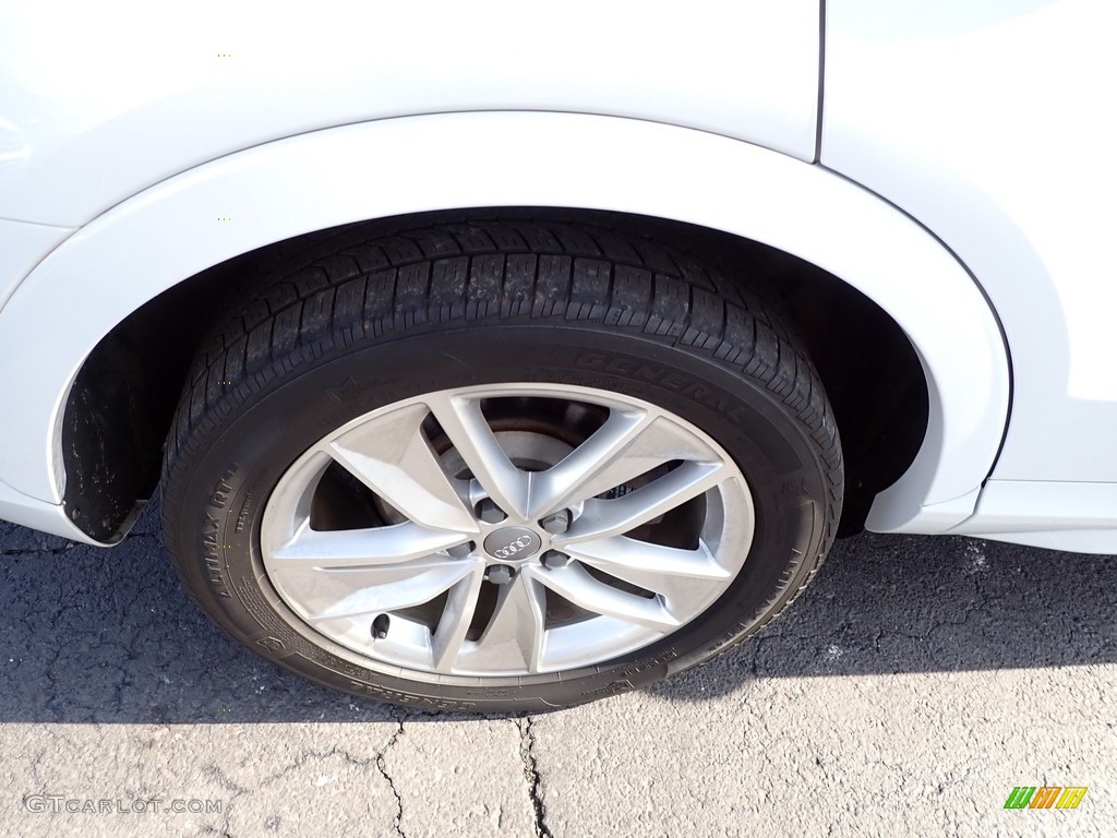 2016 Q3 2.0 TSFI Premium Plus quattro - Cortina White / Rock Gray photo #9