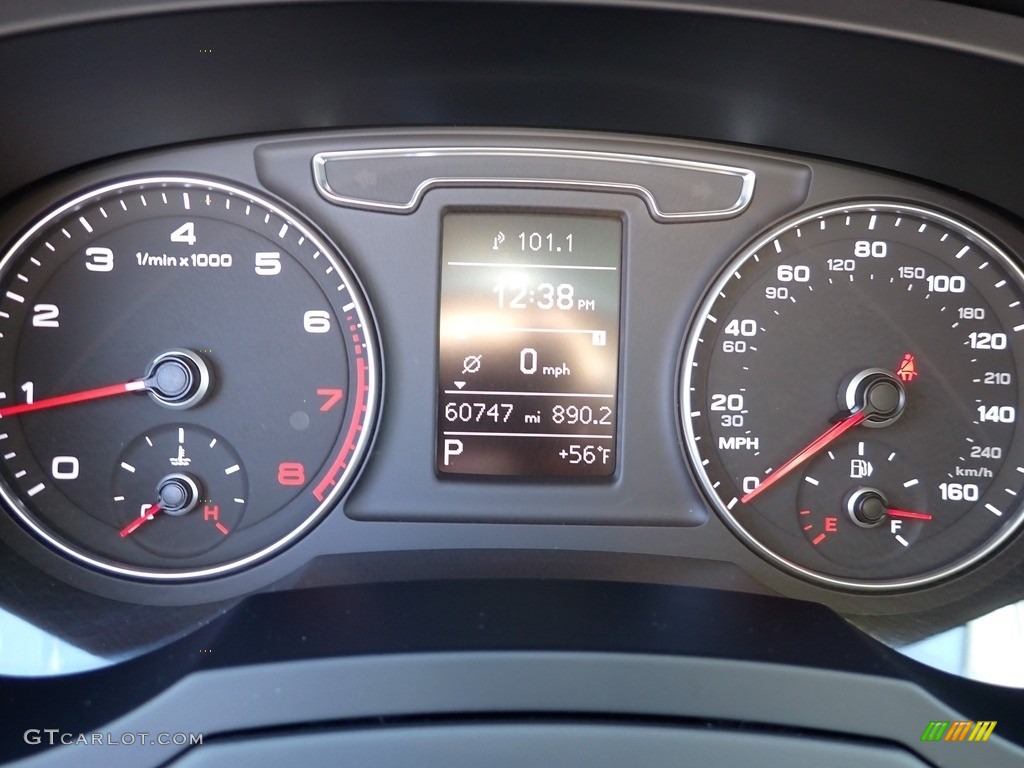 2016 Q3 2.0 TSFI Premium Plus quattro - Cortina White / Rock Gray photo #17