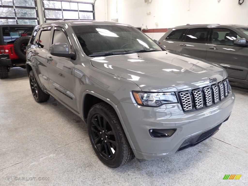 2022 Grand Cherokee Laredo X 4x4 - Sting-Gray / Black photo #3